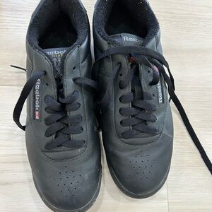Reebok black shoes